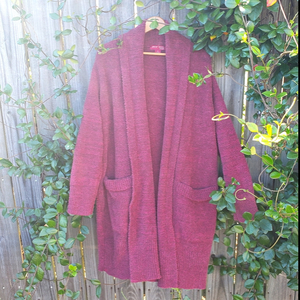 Barefoot Dreams super cozy cardigan with pockets